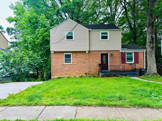 Luxury home in Landover, Prince Georges County
