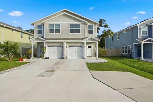 Luxury home in Neptune Beach, Duval County