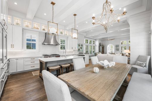 Detached House in WaterSound, Walton County
