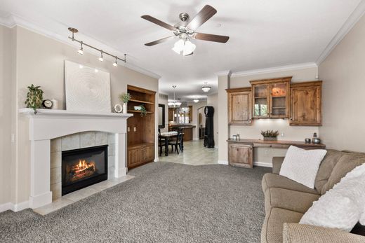 Saint George, Washington Countyのアパートメント