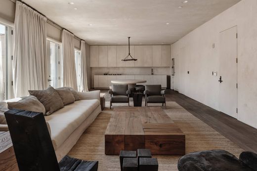 Piso / Apartamento en Calabasas, Los Angeles County