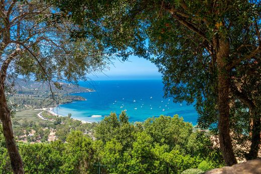 Villa à Saint-Florent, Haute-Corse