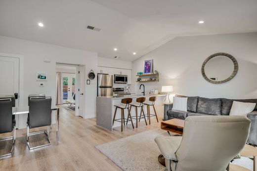 Apartment in Austin, Travis County