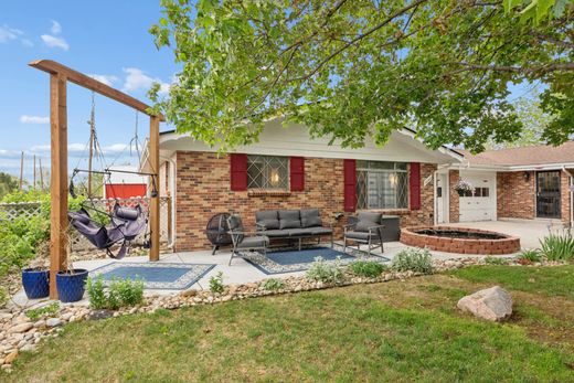 Duplex in Wheat Ridge, Jefferson County
