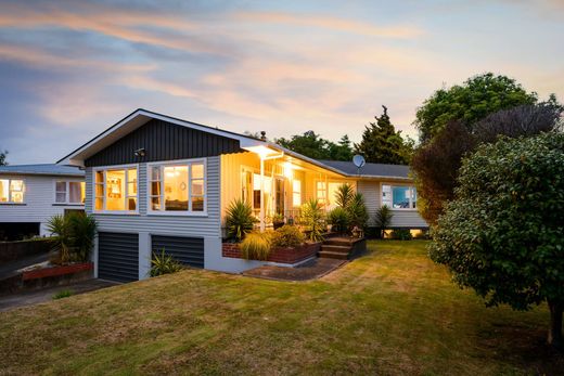 Luxury home in Feilding, Manawatu District