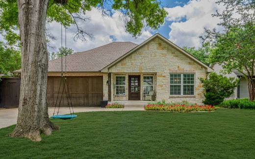 Detached House in Dallas, Dallas County