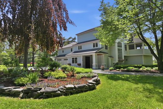 Luxury home in Charlotte, Chittenden County