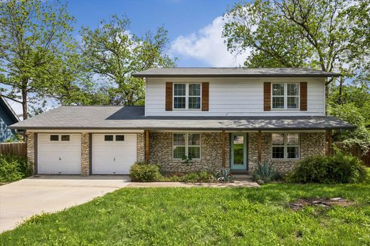 Detached House in Austin, Travis County