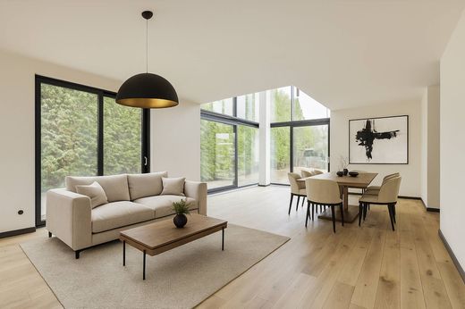 Смежная Вилла, Варшава, Warszawa