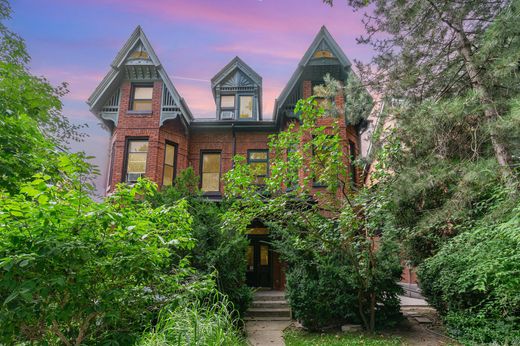 Stadswoning in Toronto, Ontario