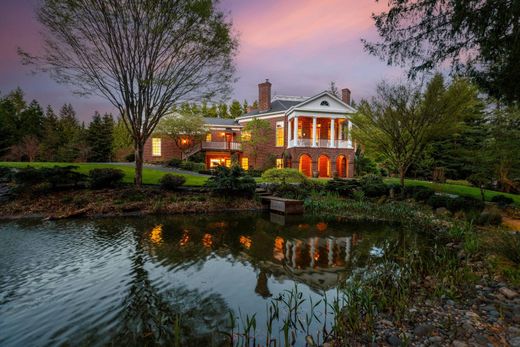 Luxury home in Battle Ground, Clark County