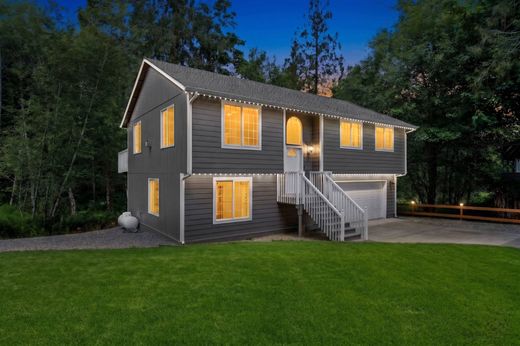 Detached House in Shelton, Mason County