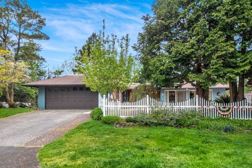 Luxury home in Seaside, Clatsop County