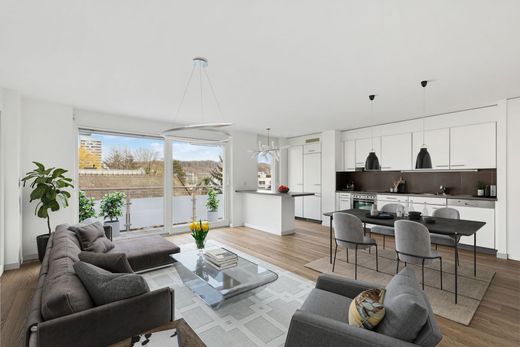 Apartment in Le Mont-sur-Lausanne, Lausanne District