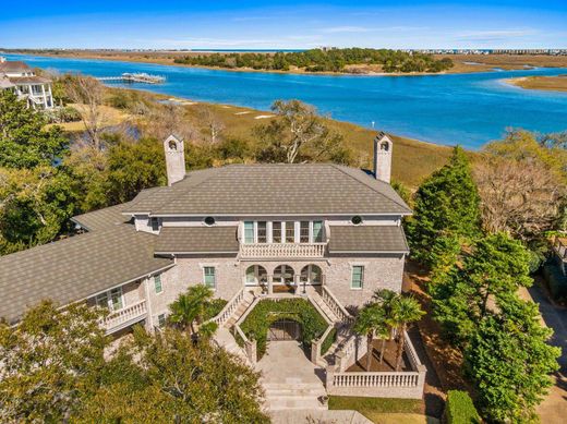 Luxury home for sale in Wilmington