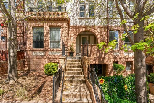 Daire Washington, Washington County