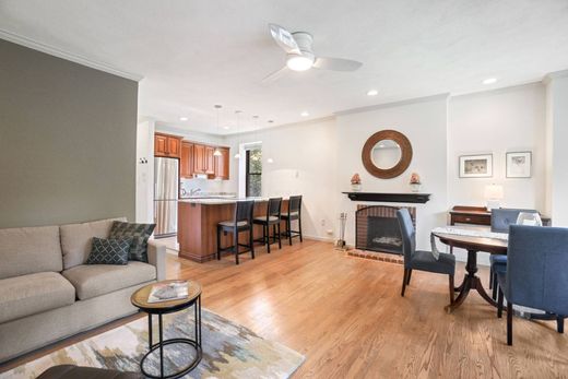 Apartment / Etagenwohnung in Boston, Suffolk County