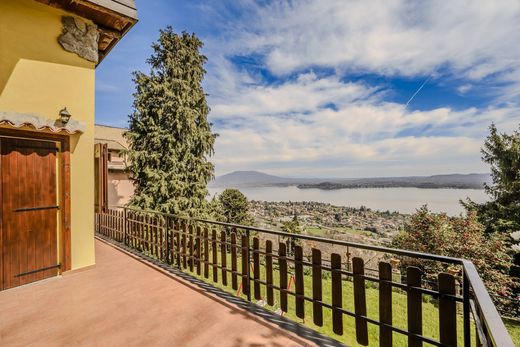 Villa Massino Visconti, Novara ilçesinde