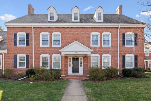 Apartment in Arlington, Arlington County