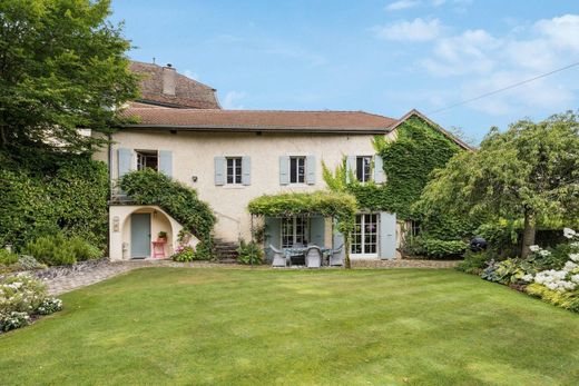 Country House in Presinge, Geneva