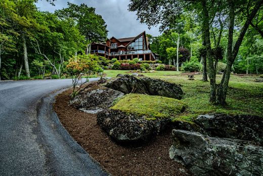 Detached House in Linville, Avery County