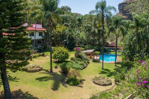 Country House in Tepoztlán, Morelos