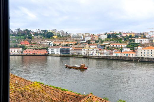 Dom jednorodzinny w Vila Nova de Gaia, Distrito do Porto