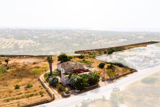 Detached House in Lagoa, Distrito de Faro