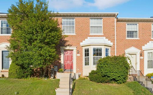 Columbia, Howard Countyのタウンハウス
