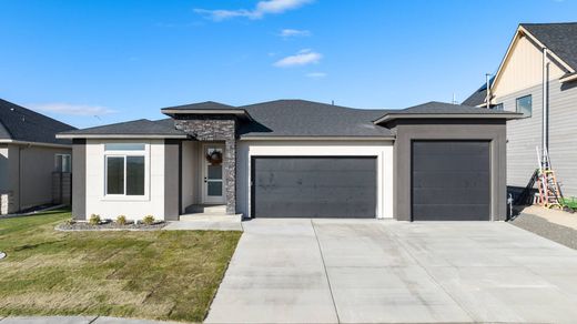 Detached House in Richland, Benton County