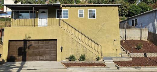 East Los Angeles, Los Angeles Countyの一戸建て住宅