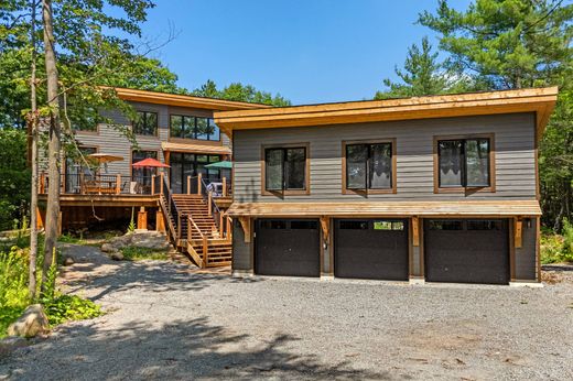 Vrijstaand huis in Georgian Bay, District Municipality of Muskoka