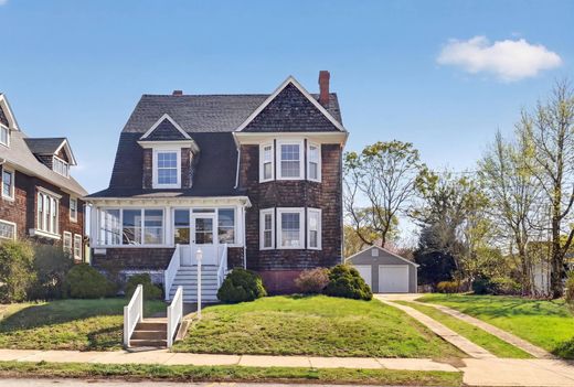 Detached House in New London, New London County