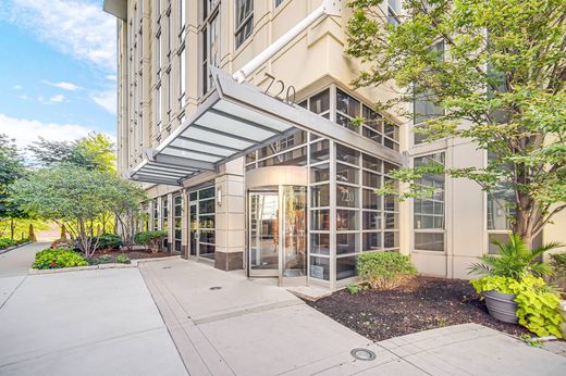 Apartment in Chicago, Cook County