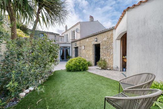 Luxe woning in Le Château-d'Oléron, Charente-Maritime