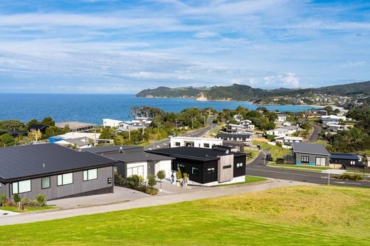 Terreno - Longs Beach, Whangarei