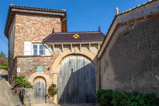 Detached House in Solutré-Pouilly, Saône-et-Loire
