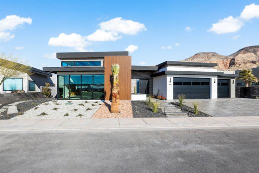 Casa en Hurricane, Washington County