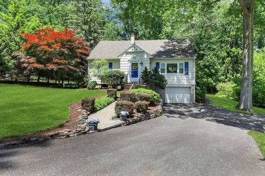 Detached House in Wyckoff, Bergen County
