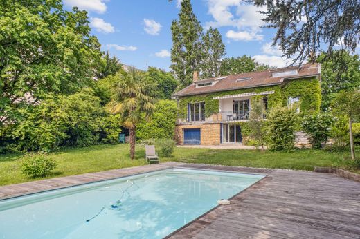 Dom jednorodzinny w Écully, Rhône