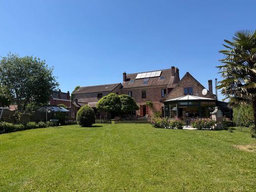 Detached House in La Couture, Pas-de-Calais