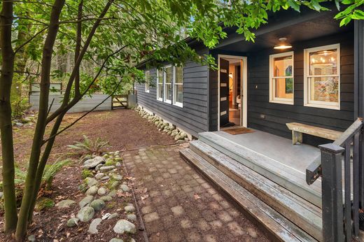 بيت مستقل ﻓﻲ Vashon, King County