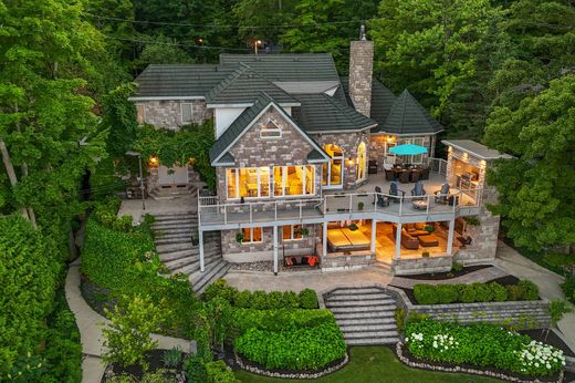 Detached House in Penetanguishene, Ontario