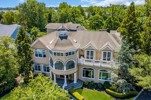 Detached House in Little Silver, Monmouth County