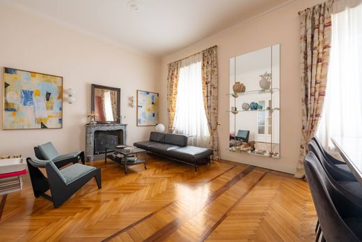 Apartment / Etagenwohnung in Mailand, Lombardei