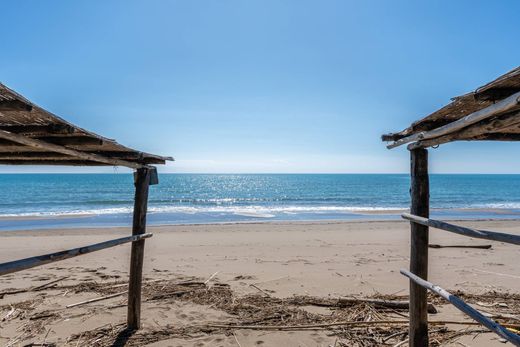 Villa a Castiglione della Pescaia, Grosseto