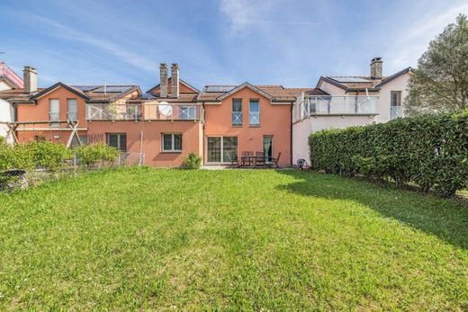 Частный Дом, Vernier, Geneva