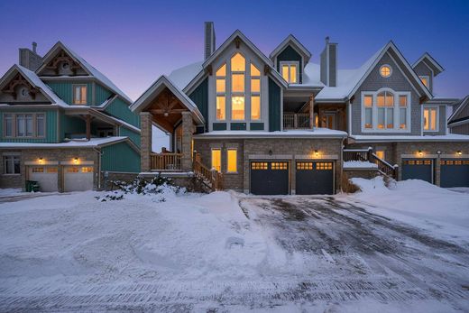 تاون هاوس ﻓﻲ The Blue Mountains, Ontario