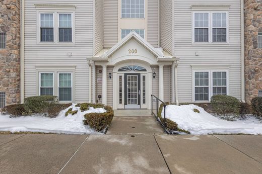 Apartment in Warrington, Bucks County