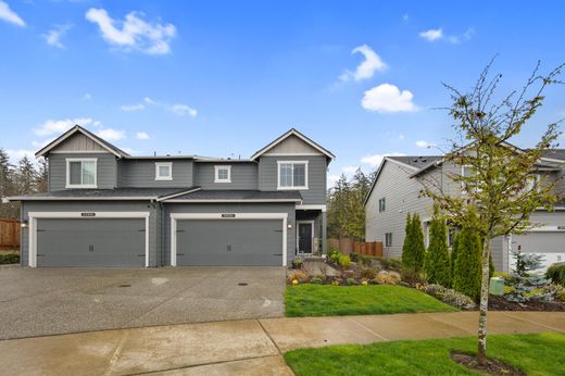 Luxury home in Stanwood, Snohomish County